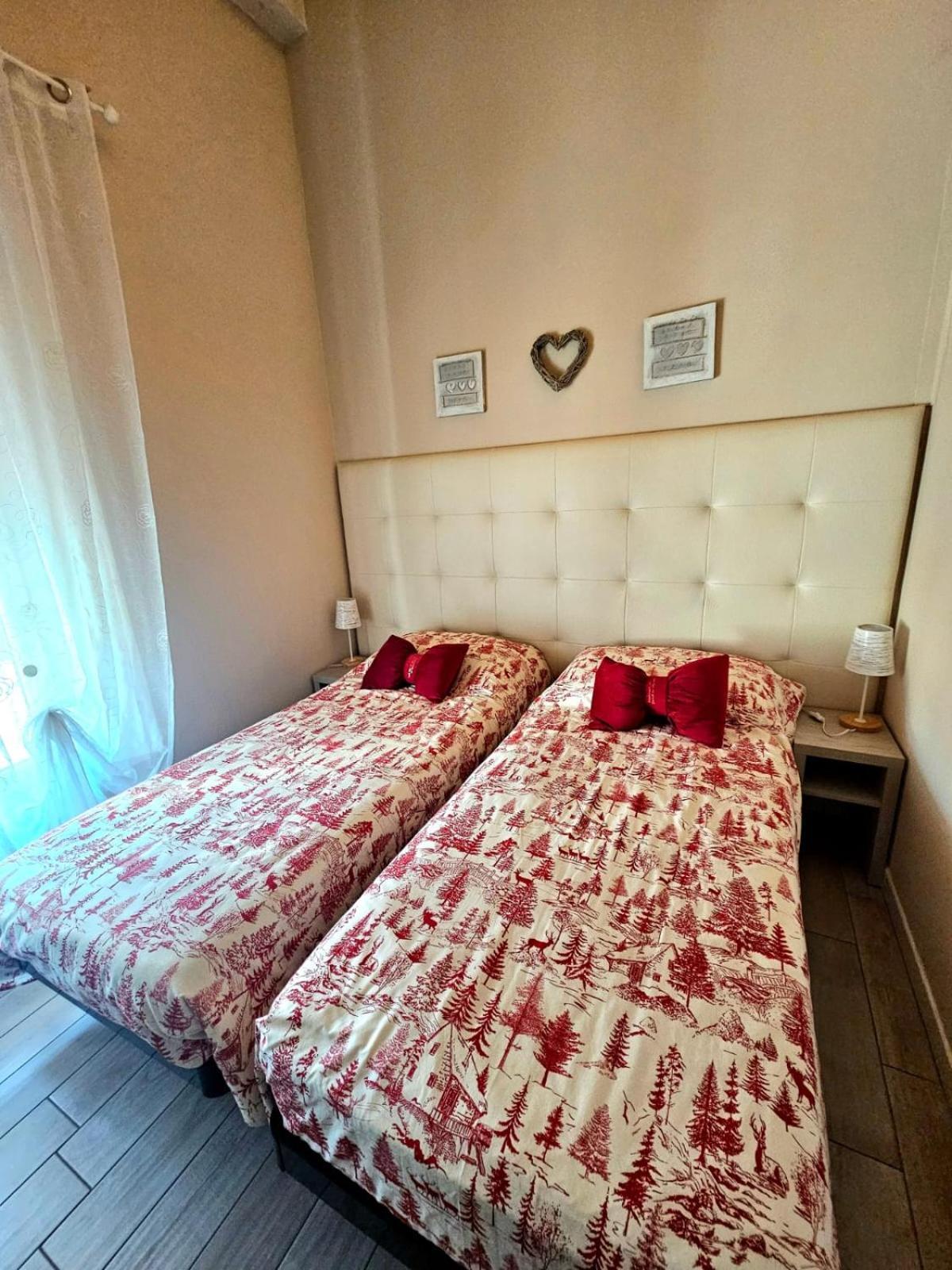 Luna City Ravenna Cameră foto